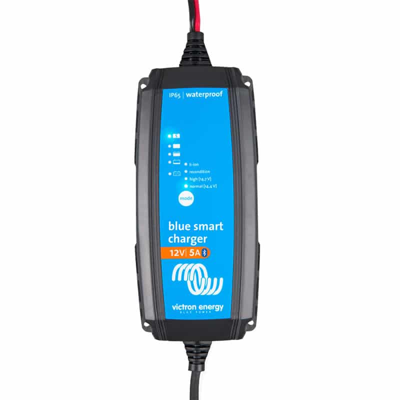 Chytrá nabíjačka batérií BlueSmart 12V/5A IP65+DC konektor